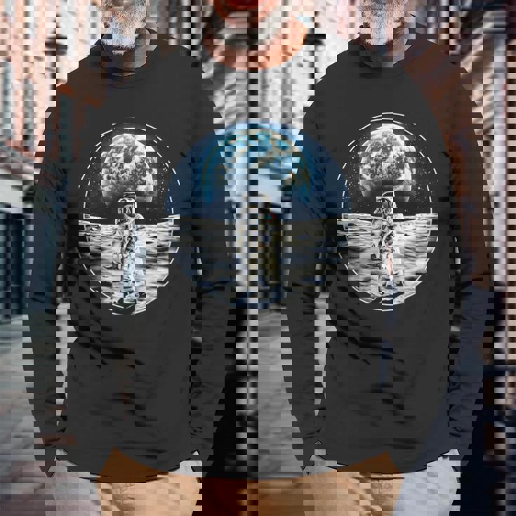 月面着陸 地球 グラフィック 長袖Tシャツ 高齢者への贈り物