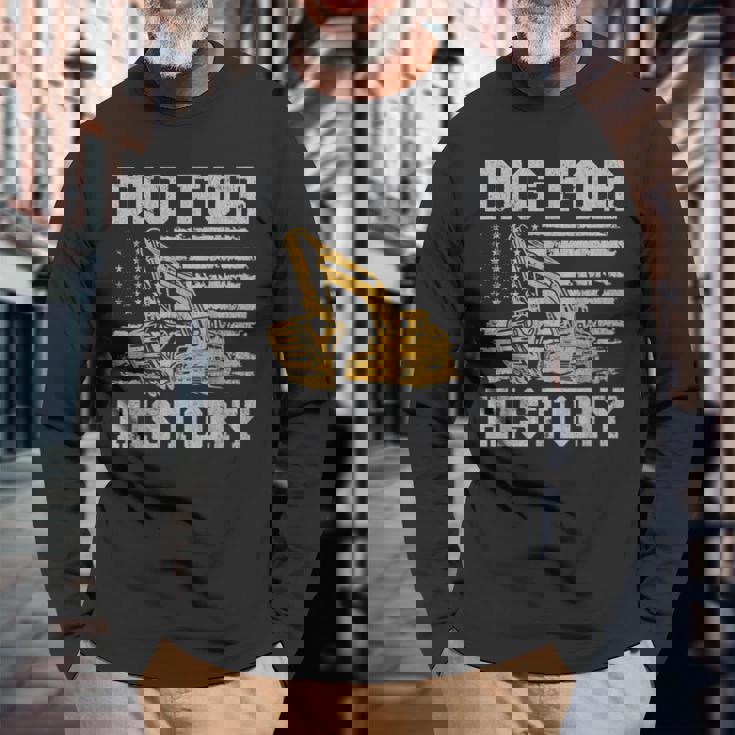 歴史を掘り起こす 長袖Tシャツ 高齢者への贈り物