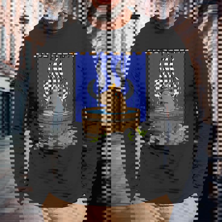 温泉に浸かるかわいいカピバラ 長袖Tシャツ 高齢者への贈り物