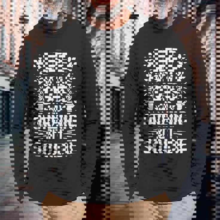 猫とガーデニング 庭師 おもしろガーデニング 長袖Tシャツ 高齢者への贈り物