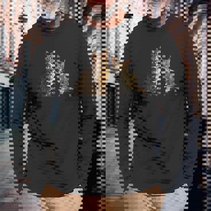 猫のルルとララ 長袖Tシャツ 高齢者への贈り物