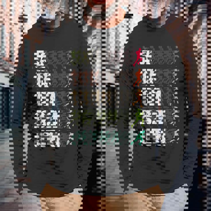 究極のウルトラマラソンランナーランニングスポーツランナーランニング 長袖Tシャツ 高齢者への贈り物