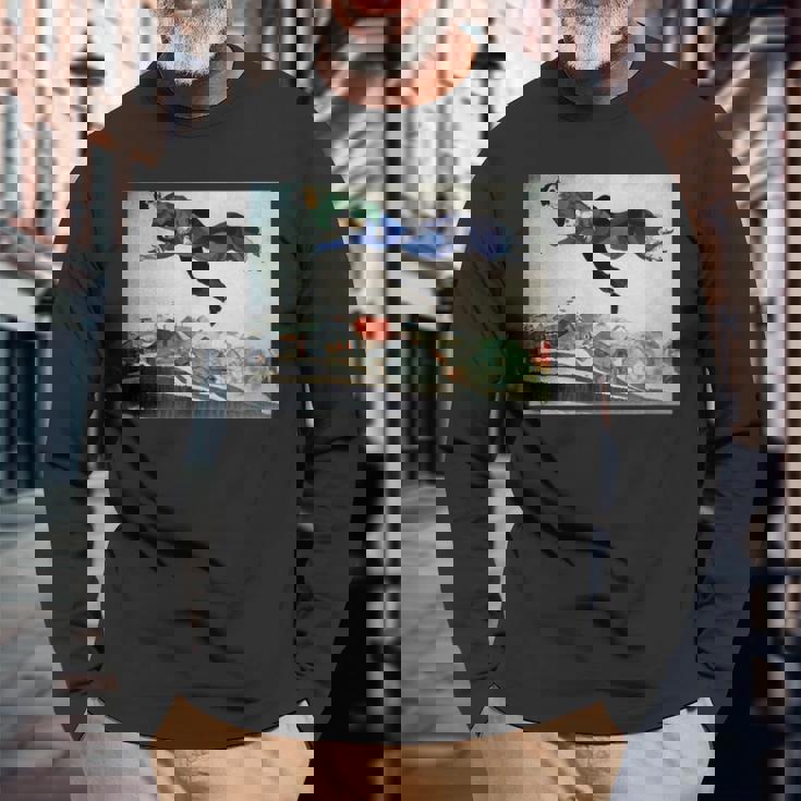 街の上で 長袖Tシャツ 高齢者への贈り物