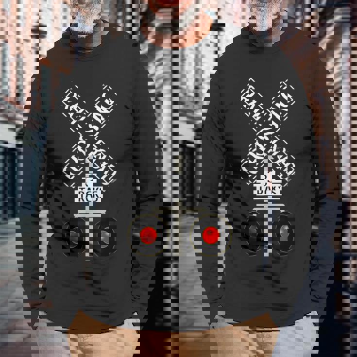 鉄道 踏切 ライト トラック 道路標識 長袖Tシャツ 高齢者への贈り物