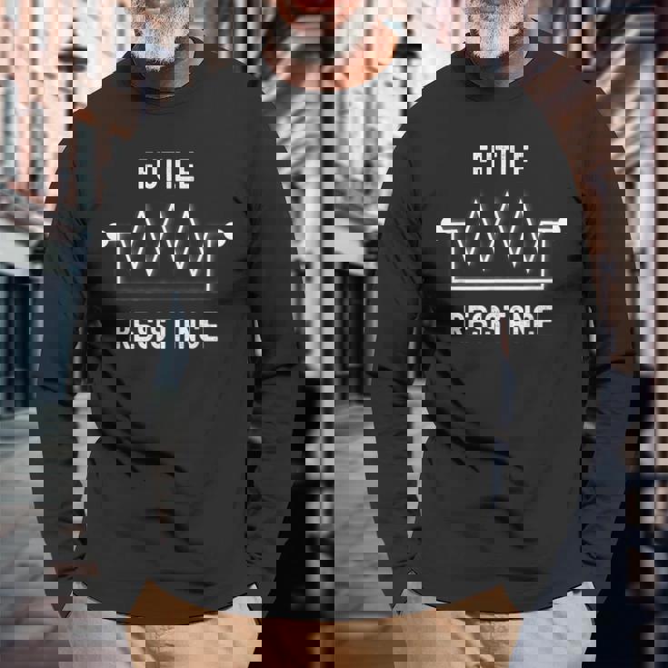 電子エンジニアの教師のための面白くて無駄な抵抗。 長袖Tシャツ 高齢者への贈り物