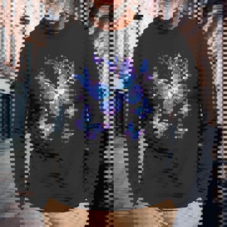 青と紫の模様の蝶たち 昆虫プリント 長袖Tシャツ 高齢者への贈り物