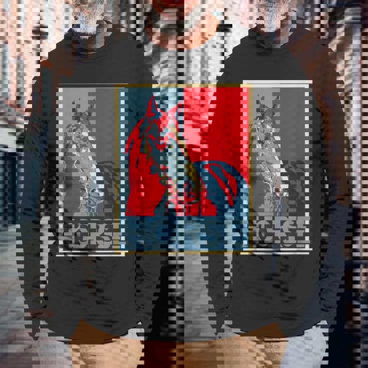 面白いtシャツ 馬 競馬 馬tシャツ レース 乗馬 ジョッキー 文字入り メンズ おもしろ 面白い 長袖Tシャツ 高齢者への贈り物