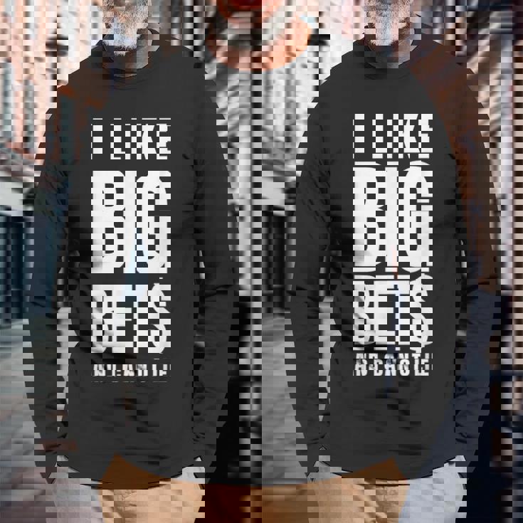 面白いカジノギャンブル大きな賭けが好き 長袖Tシャツ 高齢者への贈り物