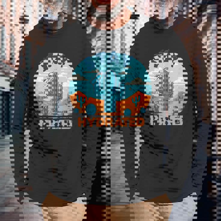 面白いサボテンの水やり-水分補給 長袖Tシャツ 高齢者への贈り物