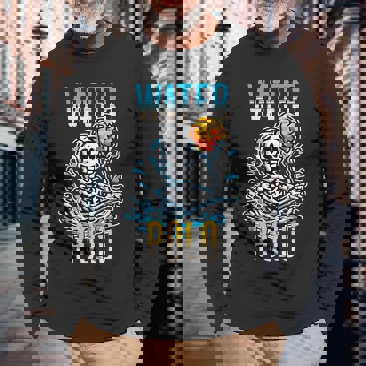 面白いスケルトン水球スポーツファン漫画スタイル 長袖Tシャツ 高齢者への贈り物