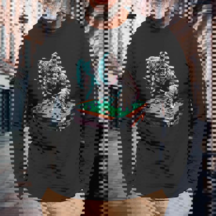 面白いビッグフットサスカッチ ビリヤード プールプレーヤー 男性 男の子 長袖Tシャツ 高齢者への贈り物