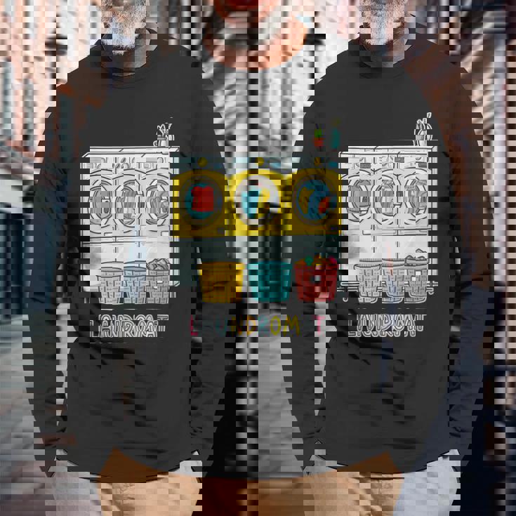 鮮やかでカラフルなコインランドリーテーマ カジュアル 長袖Tシャツ 高齢者への贈り物