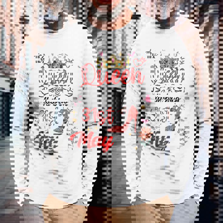 5月31日 誕生日 この女王は5月31日に生まれました 長袖Tシャツ 高齢者への贈り物