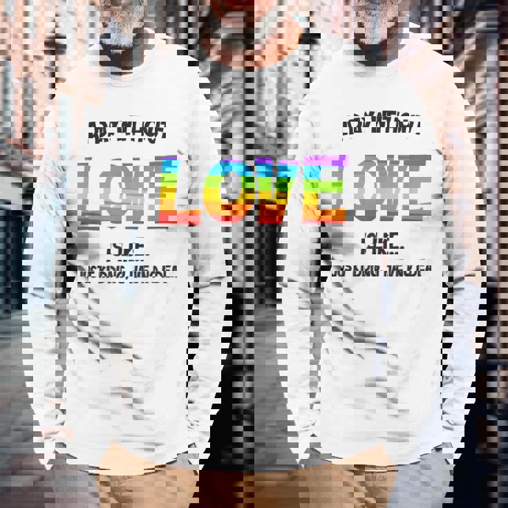 Celebrating Love Lgbtq ゲイプライドグッズ レズビアンレインボー 長袖Tシャツ 高齢者への贈り物