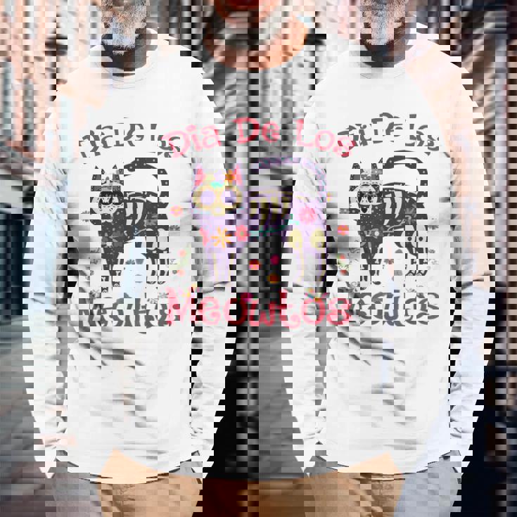 Dia De Los Meowtos Muertos シュガースカル キャット 死者の日 長袖Tシャツ 高齢者への贈り物