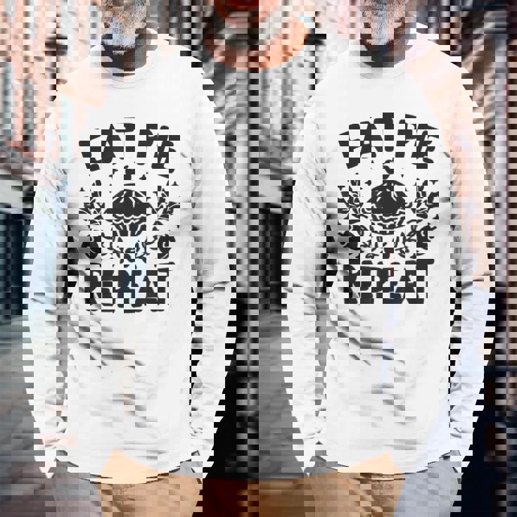 Eat Pie Repeat 面白い感謝祭のユーモア 長袖Tシャツ 高齢者への贈り物