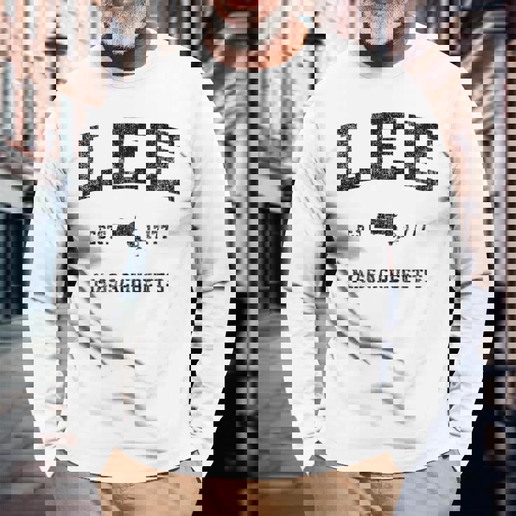 Lee Massachusetts Ma ビンテージ スポーツ デザイン ブラックプリント 長袖Tシャツ 高齢者への贈り物