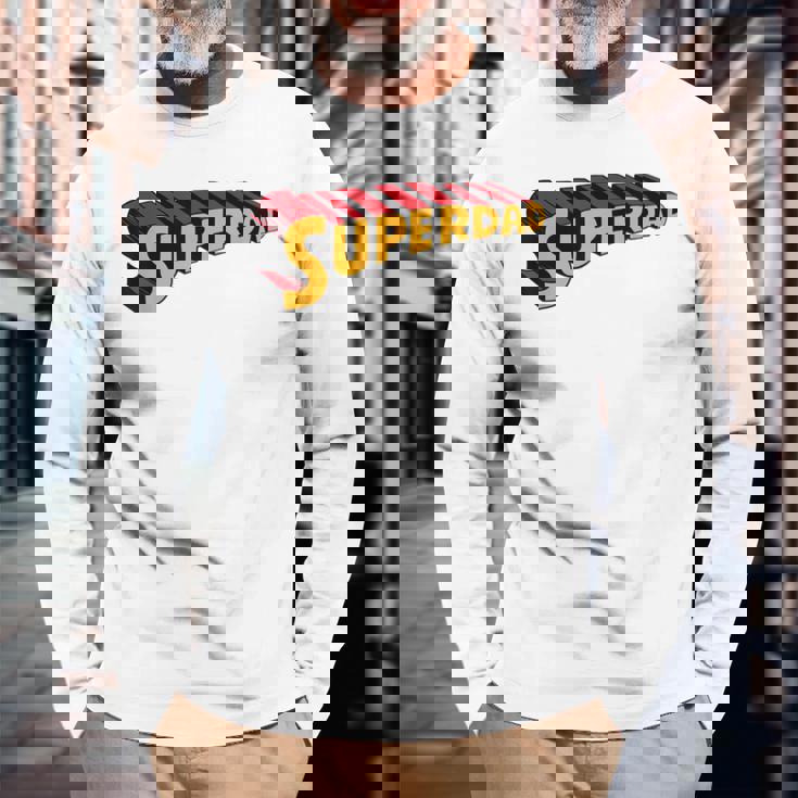 Super Daduperdad uperhero Dad 長袖Tシャツ 高齢者への贈り物