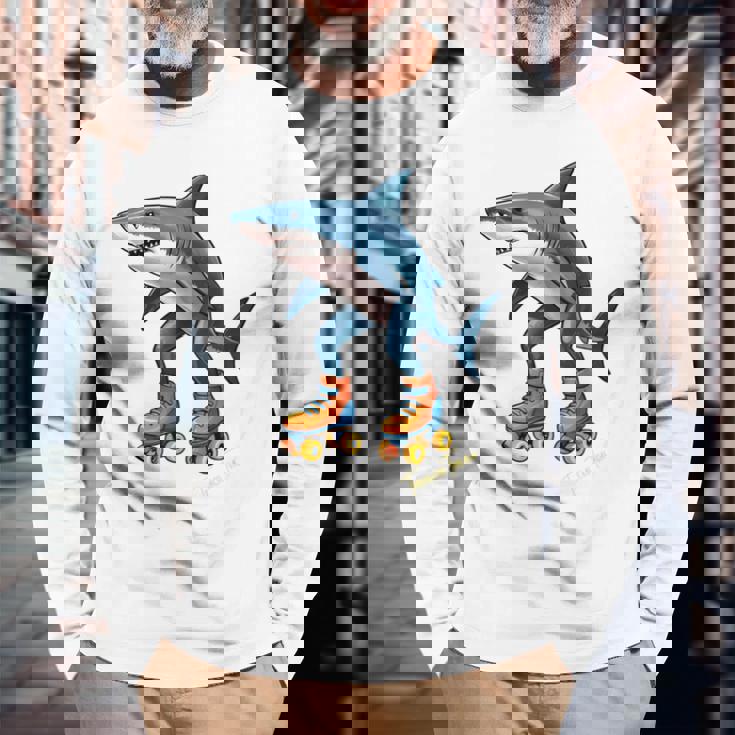 Tralalero Tralala ブレイン レッド ファニー サメ ミーム 長袖tシャツ 長袖Tシャツ 高齢者への贈り物