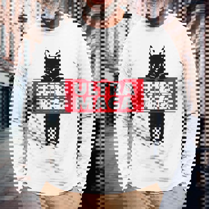 Ultra Maga Cat 長袖Tシャツ 高齢者への贈り物