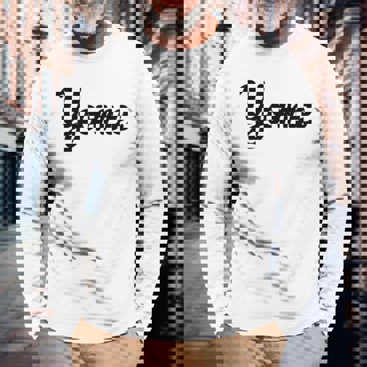 【Yome】嫁 よめ シンプル おしゃれ ローマ字 夫婦お揃い 結婚祝い カップル ペアルック おもしろ ペア 長袖Tシャツ 高齢者への贈り物