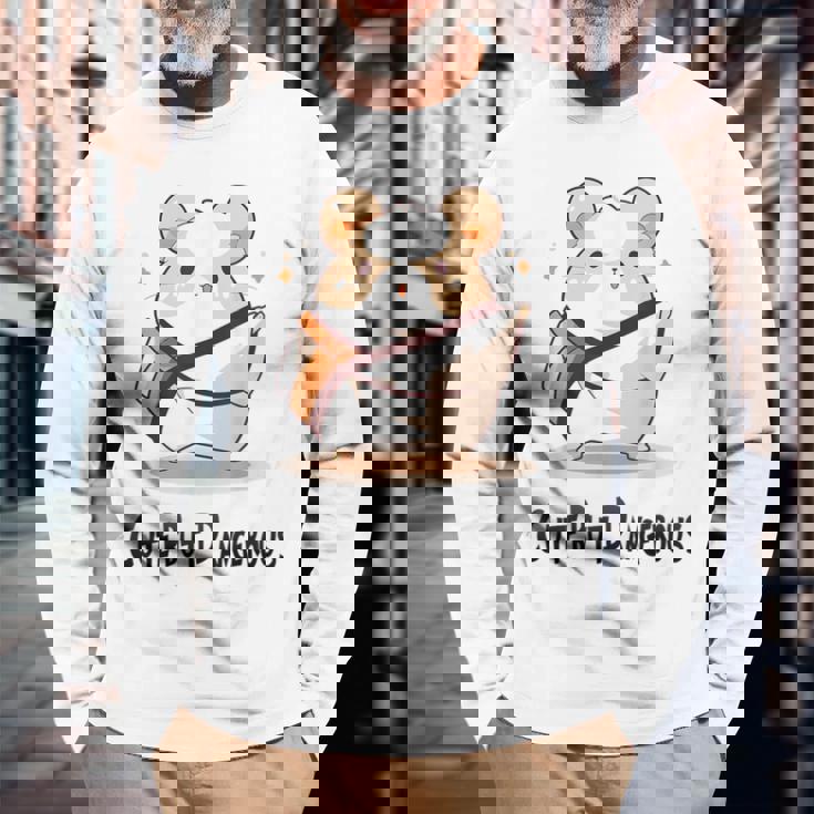 かわいいけど危険な面白いハムスター空手 長袖Tシャツ 高齢者への贈り物