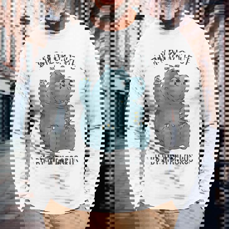 かわいいグレーカバ 長袖Tシャツ 高齢者への贈り物