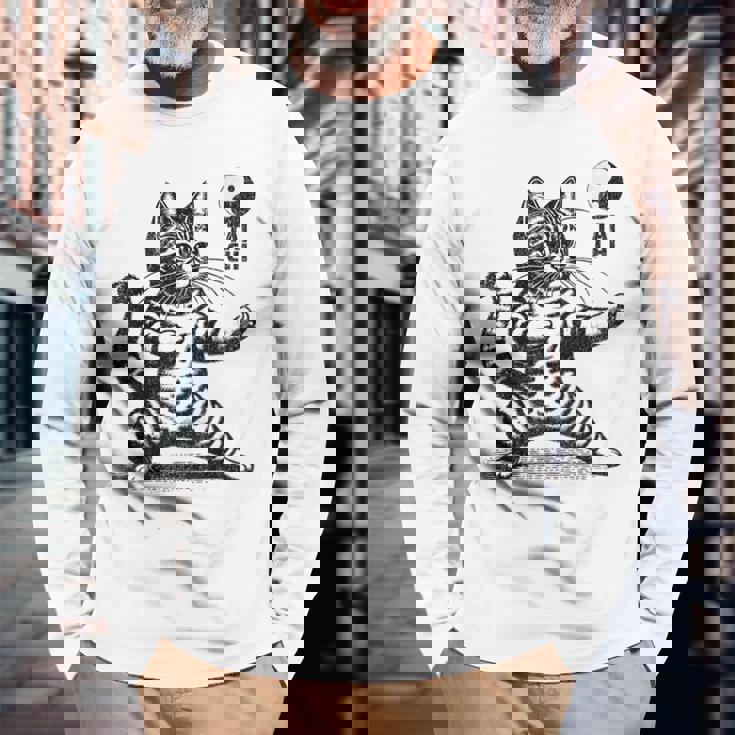 かわいい猫 太極拳 武道 陰陽 長袖Tシャツ 高齢者への贈り物