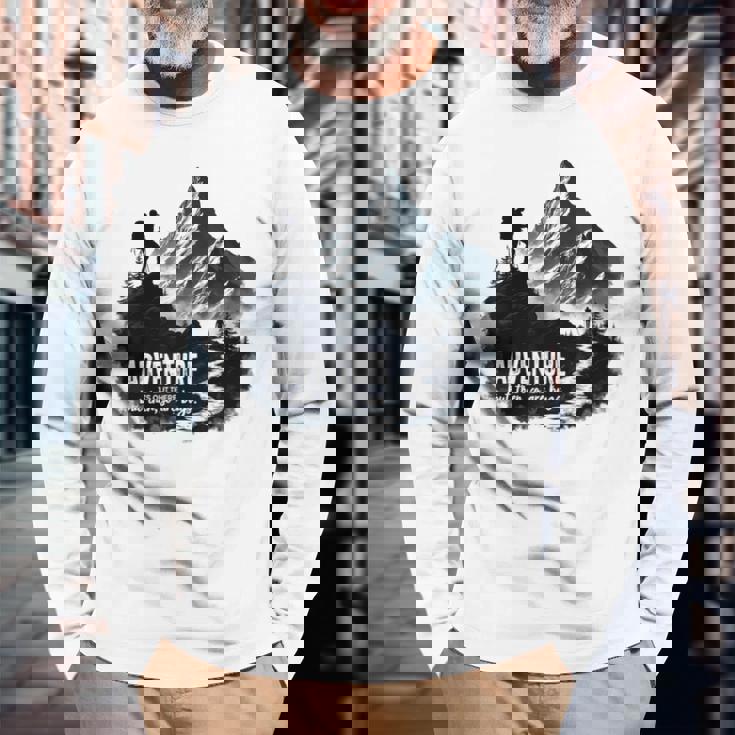 アドベンチャー バグ アウトドア キャンプ ハイキング 面白い 自然 グラフィック 長袖Tシャツ 高齢者への贈り物