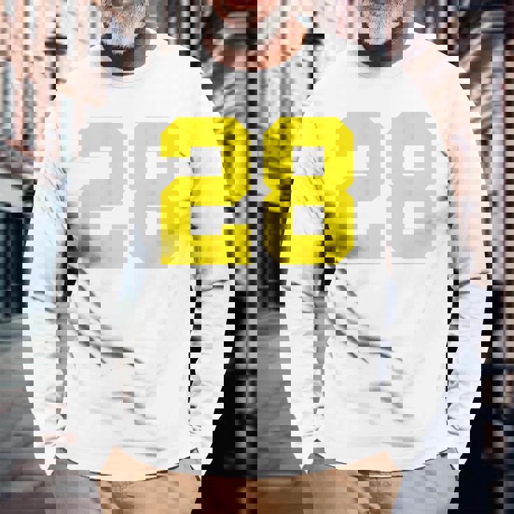 イエローナンバー28 背面 スポーツチーム ジャージ番号 長袖Tシャツ 高齢者への贈り物