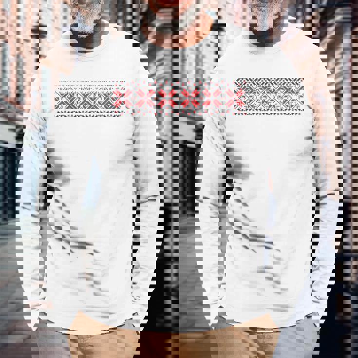 ウクライナの刺繍入り民族コスチュームyshyvanka ウクライナ 長袖Tシャツ 高齢者への贈り物