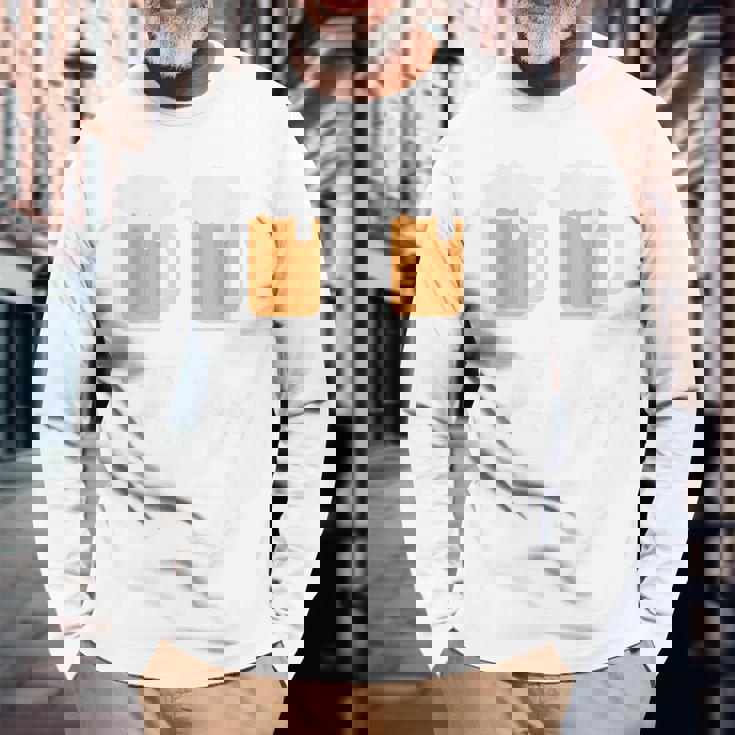 カンボジア、ビールが飲みに来た、クメール語 長袖Tシャツ 高齢者への贈り物