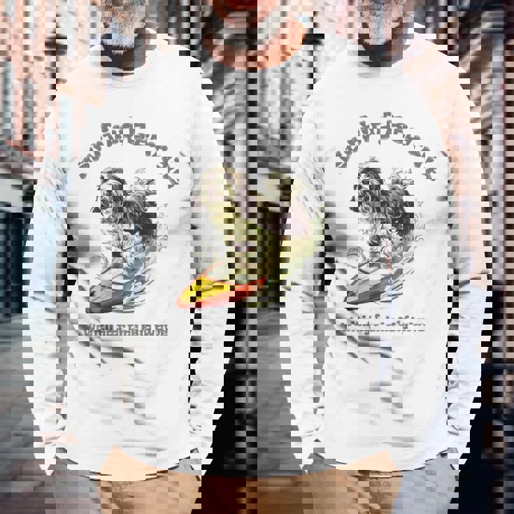 サーフィン 犬 ビアデッドコリー かわいい 面白い 長袖Tシャツ 高齢者への贈り物