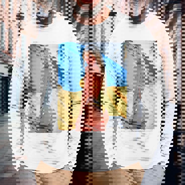 セクシーガールグラフィックtシャツ 「モダンピンナップガール&ウクライナ国旗2」 長袖tシャツ 長袖Tシャツ 高齢者への贈り物