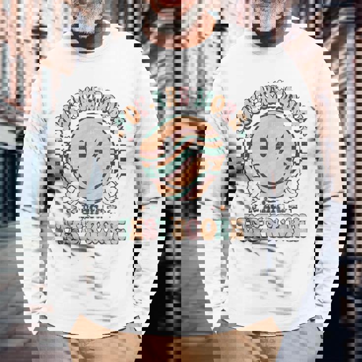 テスト先生 グルーヴィースマイル あなたはテスト結果以上のものです 長袖Tシャツ 高齢者への贈り物