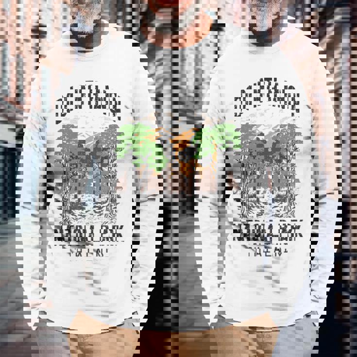 ドイインタノン国立公園タイ 長袖Tシャツ 高齢者への贈り物