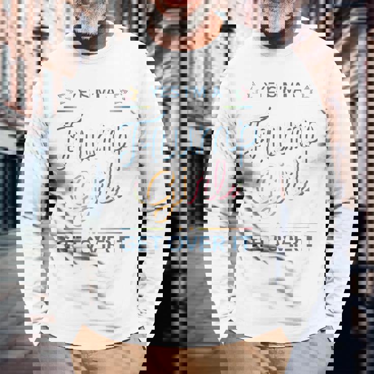 ドナルド・トランプ2024のかわいいトランプガール 長袖Tシャツ 高齢者への贈り物