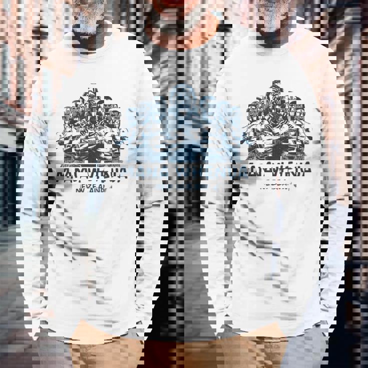 ニュージーランドのマオリ戦士がハカを披露 長袖Tシャツ 高齢者への贈り物