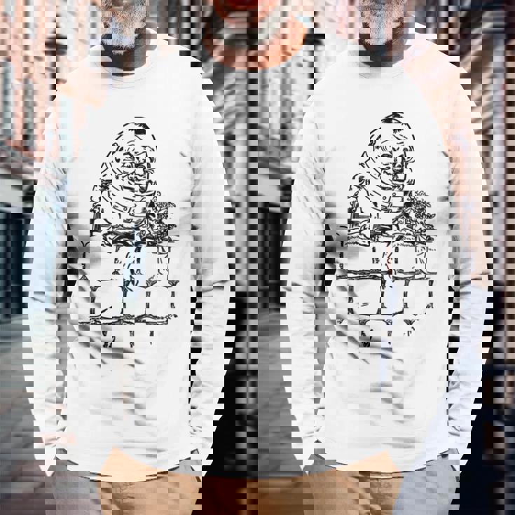 ハンプティ・ダンプティ・ウォール 長袖Tシャツ 高齢者への贈り物