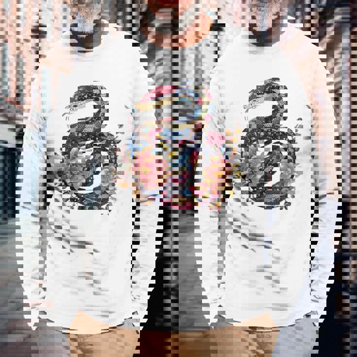 パイソン 蛇 フローラルボール パイソン タトゥーフラワー 蛇好き 長袖Tシャツ 高齢者への贈り物