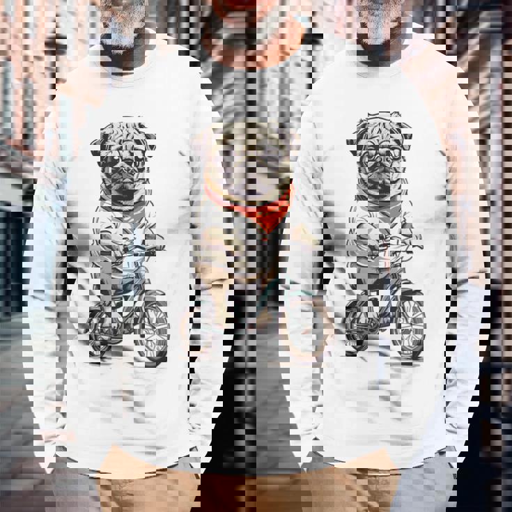 パグ いぬ イラスト パグ好き 犬好き 自転車 かわいい おもしろ レトロ かっこいい 長袖Tシャツ 高齢者への贈り物