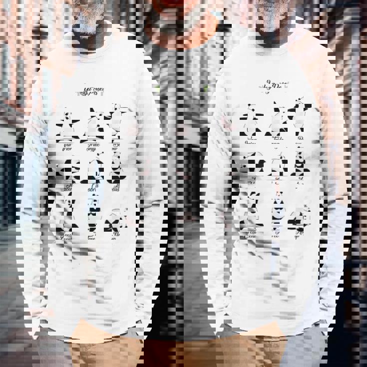 パンダヨガポーズ、パンダは異なるヨガポジションを作ります。 長袖Tシャツ 高齢者への贈り物