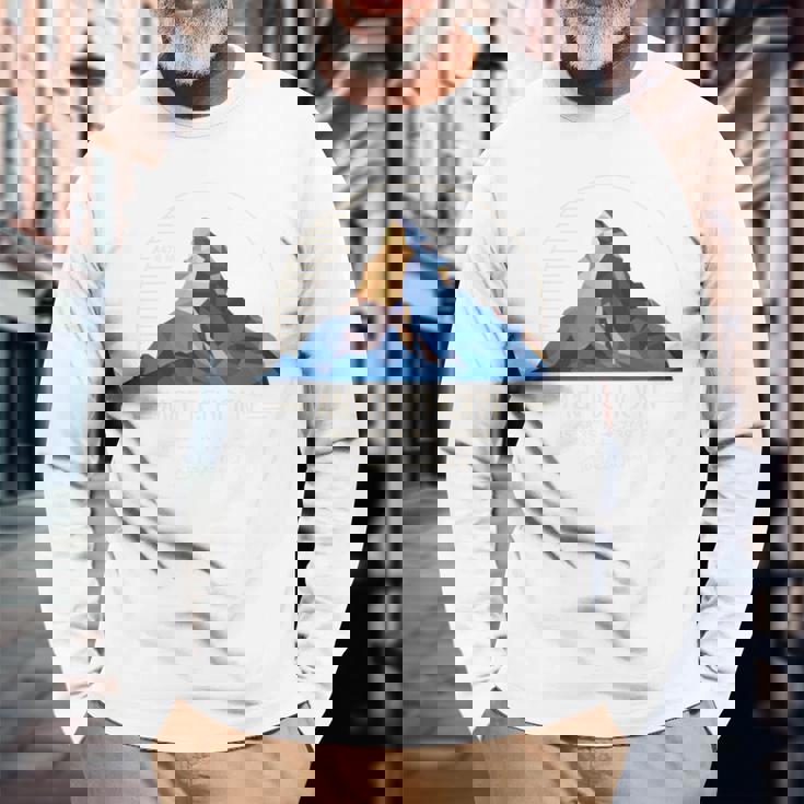 マッターホルン山 ツェルマット ハイキング スイス ギフト 長袖tシャツ 長袖Tシャツ 高齢者への贈り物