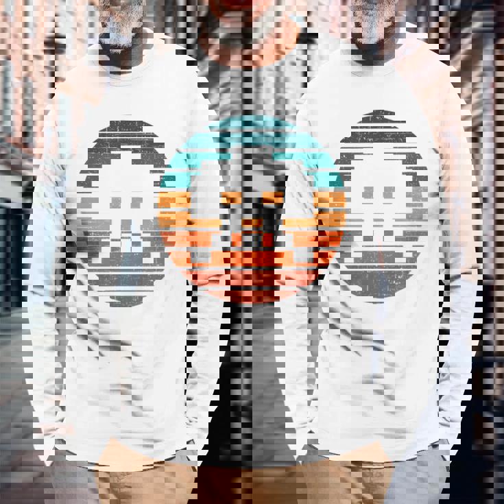 レトロ ヴィンテージ 80年代アーケード ゲーム インベーダー シンセウェイブ サンセット 長袖Tシャツ 高齢者への贈り物