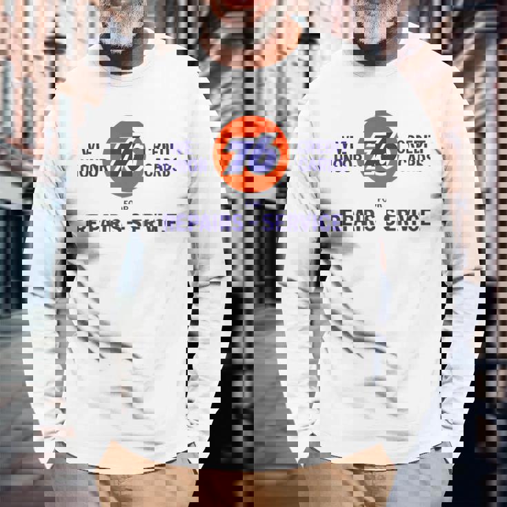 ヴィンテージ 76 ガソリンポンプ サイン レトロ ガソリン ガレージ 長袖Tシャツ 高齢者への贈り物