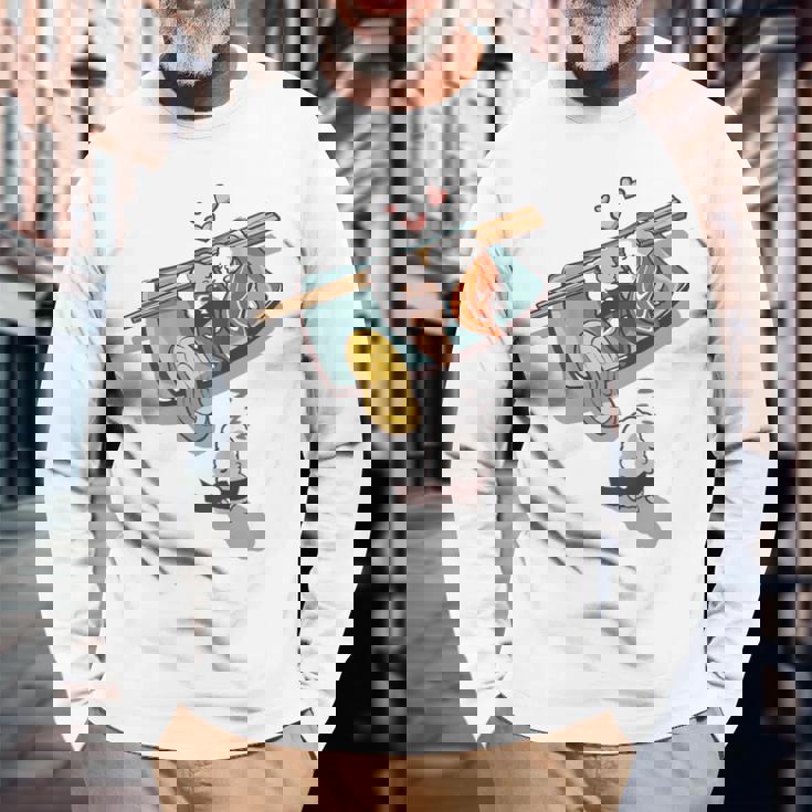 一緒に寝る 寿司 と 寝ぼける 寿司 たまご サーモン 穴子 長袖Tシャツ 高齢者への贈り物