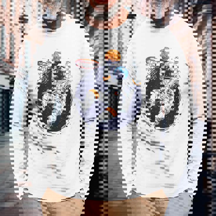 宇宙飛行士 バスケットボール 宇宙 ボール 惑星 銀河 長袖Tシャツ 高齢者への贈り物