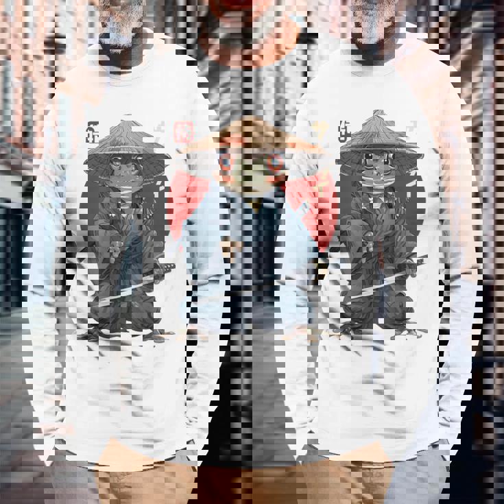 日本の侍カエルの戦士浮世サムライヒキガエルバックプリント。 長袖Tシャツ 高齢者への贈り物