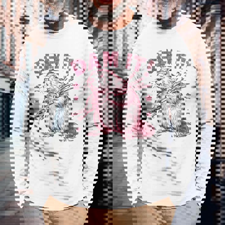 皮肉なビーバー 長袖Tシャツ 高齢者への贈り物