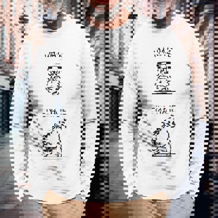 面白いtシャツ 面白いパグヨガのポーズ パグ好きなパグの飼い主さん 長袖Tシャツ 高齢者への贈り物